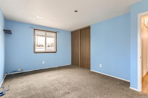 17118 Evans Dr, Aurora CO 80013-1248 exterior