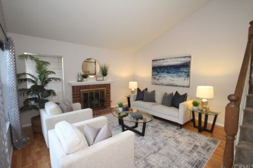 25 Silkleaf, Irvine, CA 92614-5404