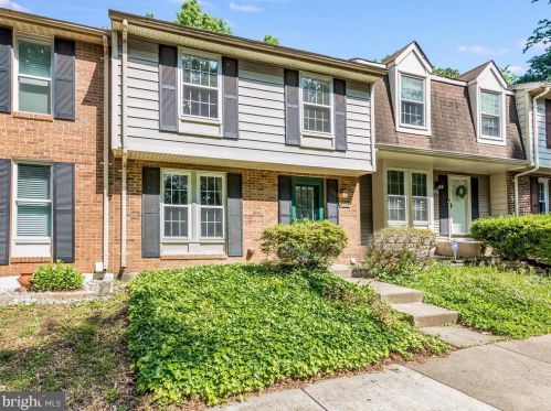 9008 Alexis Ct, Springfield, VA 22152-2147