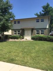 6933 Maplewood Ave, Denver CO  exterior