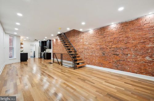 622 51st St, Philadelphia, PA 19143-1650