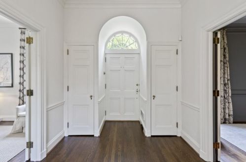 2868 Habersham Rd, Atlanta GA  30305-2959 exterior