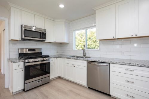 2014 Monticello Ave, Modesto CA  95350-2913 exterior