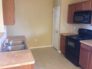 7031 Heathers Way, San Antonio TX  78227-2965 exterior