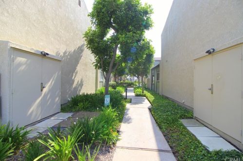22533 Vermont Ave, Torrance CA  90502-2558 exterior