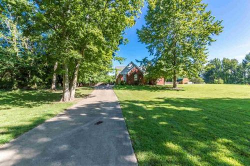 1380 Faulkner Rd, Crosstown, TN 38004-6814