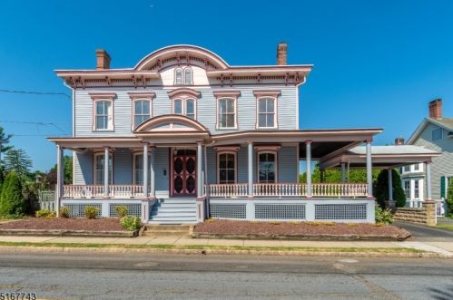 179 Main St, Flemington, NJ 08822-1608