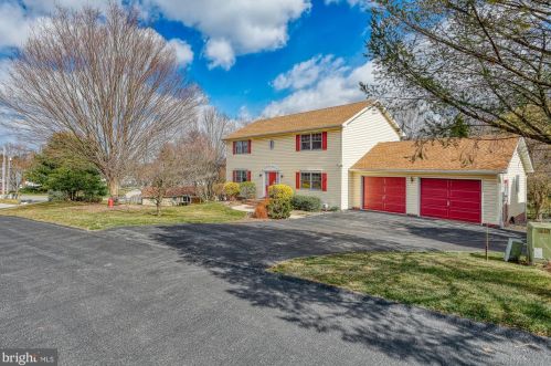 216 Cherry St, York, PA 17402-5047