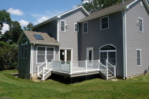 51 North Rd, Chester, NJ 07930-2353