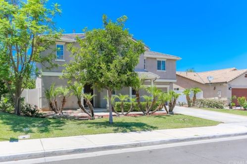 3064 Gazania Dr, Perris, CA 92571-6928