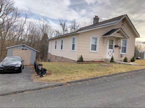 216 Murray St, Beckley, WV 25801-3827