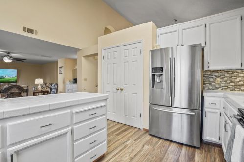 2024 Bailey Dr, Modesto CA  95355-9160 exterior