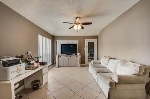 6802 Brookhaven Trl, Fort Worth TX  76133-6488 exterior