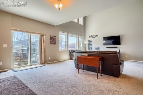 26840 Roxbury Pl, Denver CO  80016-7527 exterior