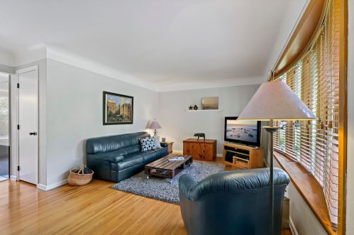 1007 Edgewater Ave, Saint Paul MN  55126-8119 exterior