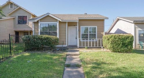 10328 Chelmsford Dr, Dallas TX  75217-3126 exterior