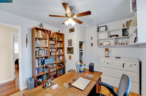 2378 Charlotte Ave, Concord CA  94518-2511 exterior