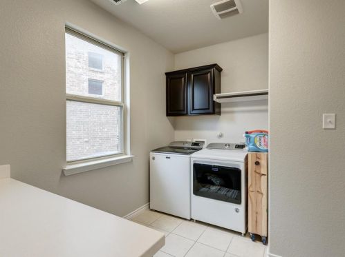 8753 Running River Ln, Fort Worth TX  76131-3373 exterior