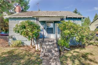 9201 35th Ave, Seattle, WA 98115-3618