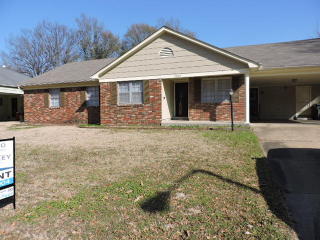 3060 Emerald St, Memphis TN  38115-2340 exterior