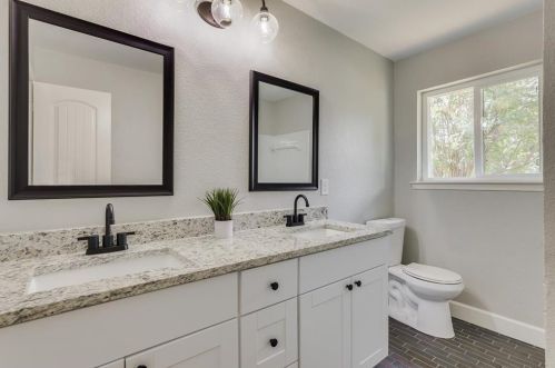 3025 Major St, Fort Worth TX  76112-7222 exterior