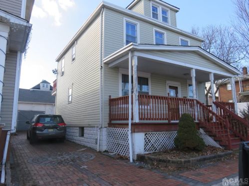 451 Summit Ave, Perth Amboy, NJ 08861-2031