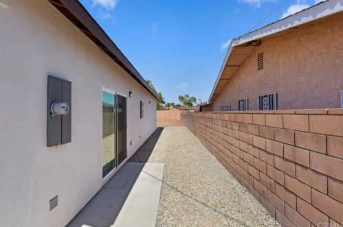 4847 Hedrick Ave, Riverside CA  92505-1367 exterior