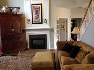 102 Blue Boar Ct, Cary NC  27519-6096 exterior