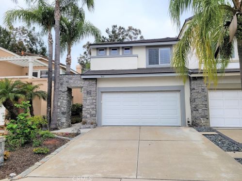 945 Lone Pine Ln, Anaheim CA  92808-2309 exterior