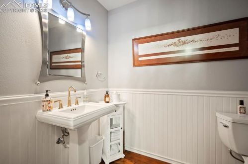 19080 Shadowood Dr, Woodmoor CO 80132-8937 exterior