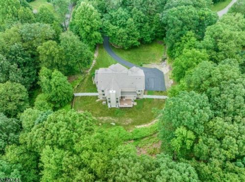 14 Forest Ridge Dr, Hackettstown NJ  07840-4846 exterior