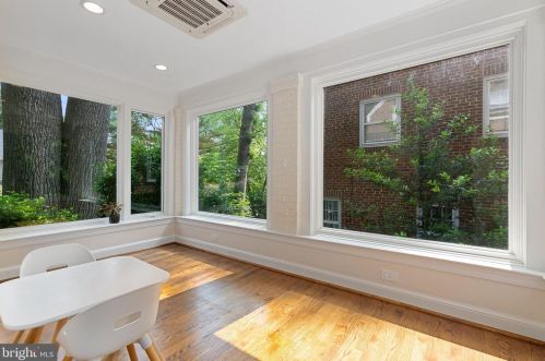 1516 Live Oak Dr, Silver Spring MD 20910-1543 exterior