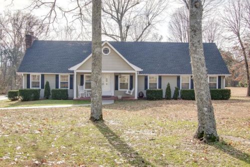 180 Academy Rd, Lebanon, TN 37087-7400