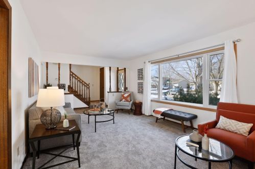15465 Dresden Trl, Saint Paul MN  55124-6898 exterior