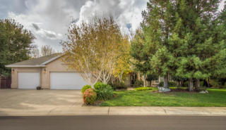2460 Crescent Moon Ct, Redding, CA 96001-5943