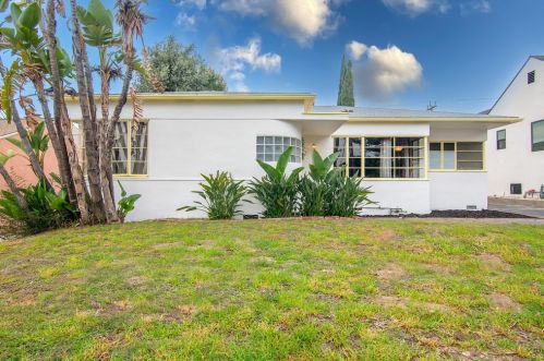 1549 Western Ave, Glendale CA  91201-1215 exterior