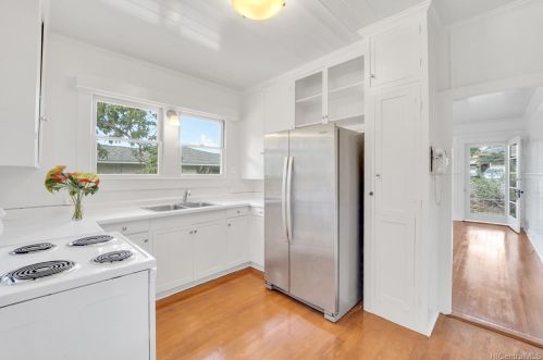 847 19th Ave, Honolulu HI  96816-4503 exterior