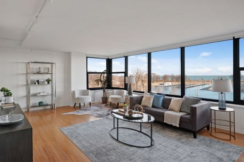 3430 Lake Shore Dr, Chicago, IL 60657-2872
