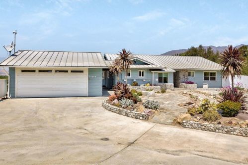 20004 Mountain Rd, Santa Paula, CA 93060-9698
