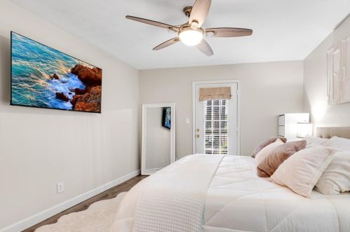 1201 Country Park Dr, Smyrna GA  30080-8226 exterior