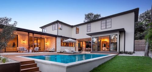 1702 Brookhaven Dr, Austin TX  78704-2747 exterior