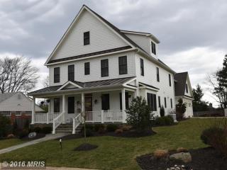 3617 Rockingham St, Arlington, VA 22213-1424