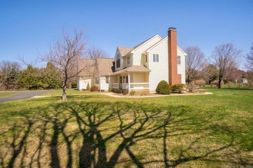 2 Granby Farms Rd, Granby, CT 06035-2023