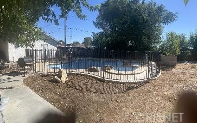 4614 Avenue, Lancaster CA  93536-0024 exterior
