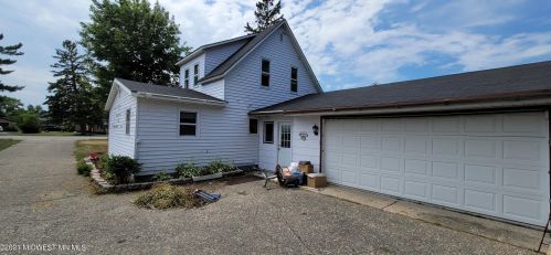 709 Holden Ave, Almora, MN 56551-4115