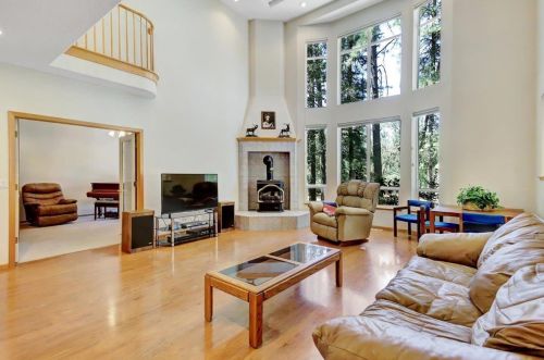 15954 Gary Way, Grass Valley, CA 95949-6542