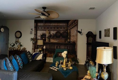 2340 Old Leonard St, Fort Worth, TX 76119-5543