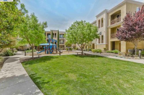 4740 Norris Canyon Rd, San Ramon, CA 94583-1482