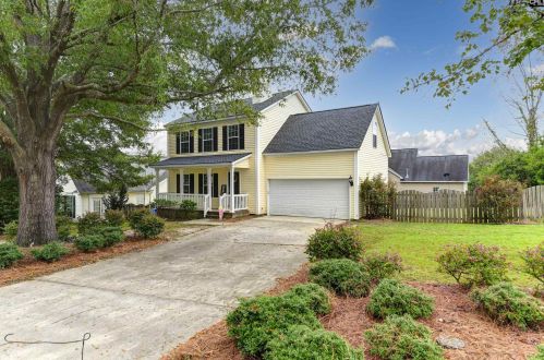 200 Hayfield Ln, Lexington, SC 29072-2777