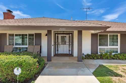 20101 Camino Del Sol, Riverside CA  92508-2423 exterior